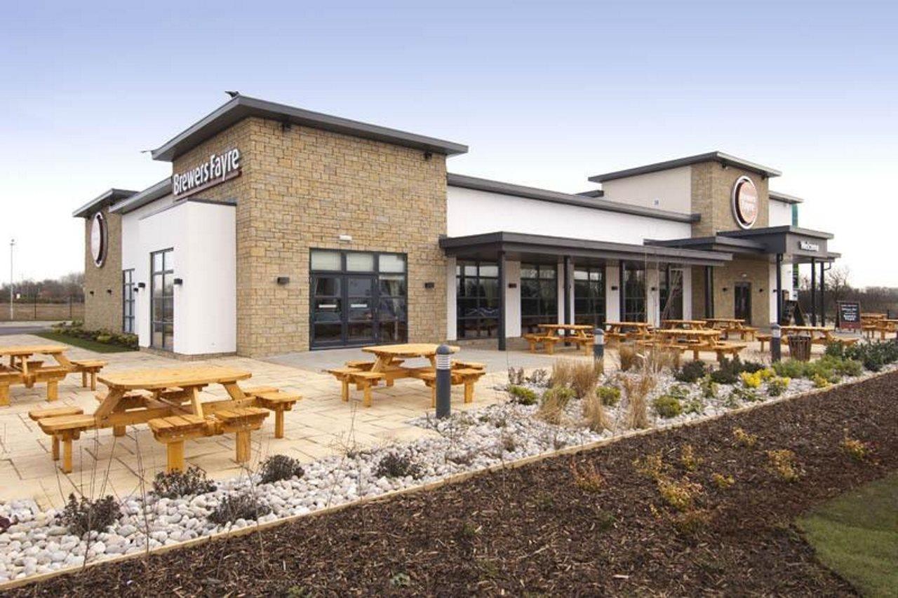 Premier Inn Bicester Exterior foto